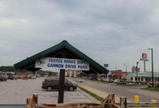 Gannon Drive Park景点图片