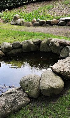 Sankt knuds Kilde-约灵