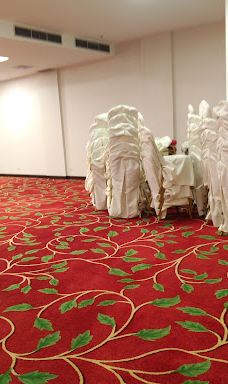 Tiara Convention Center-Madras Hulu