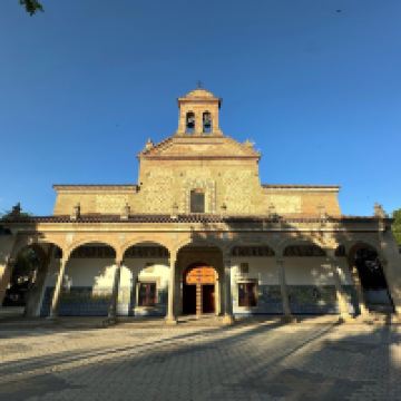 塔拉韦拉德拉雷纳图片