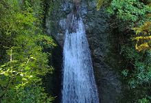 Glentui Waterfalls景点图片