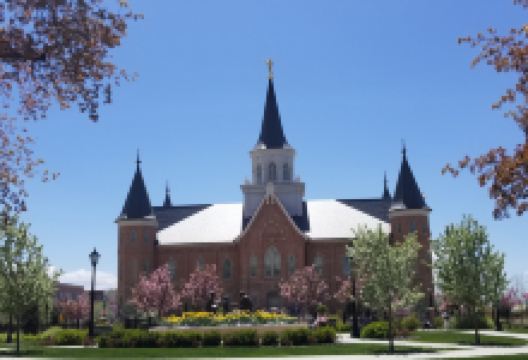 普若佛市中心圣殿景点图片