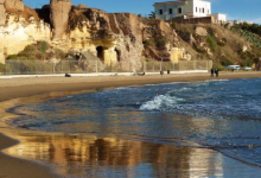 Faro di Capo d’Anzio景点图片