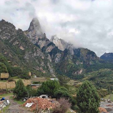 甘肃甘南+扎尕那+麦积山石窟+莲宝叶则景区10日9晚跟团游