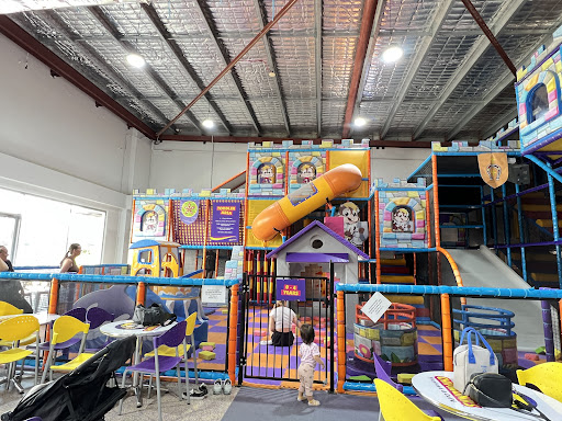 Chipmunks Playland & Cafe餐厅图片