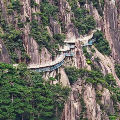 黄山+宏村景区+千岛湖景区4日3晚私家团