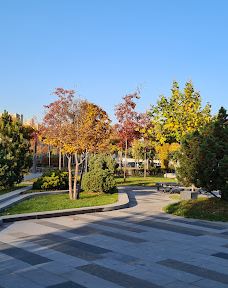 Pryberezhnyy square-Dnipropetrovs'ka city council