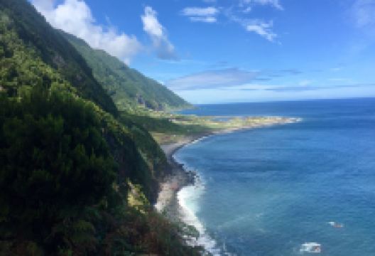 Miradouro da Faja dos Cubres景点图片