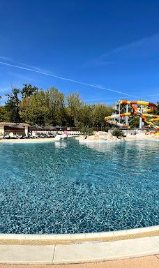 Camping Marvilla Parks - Château de Fonrives-里沃