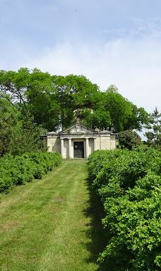 Wenckheim kripta és kápolna-贝凯什乔鲍伊区