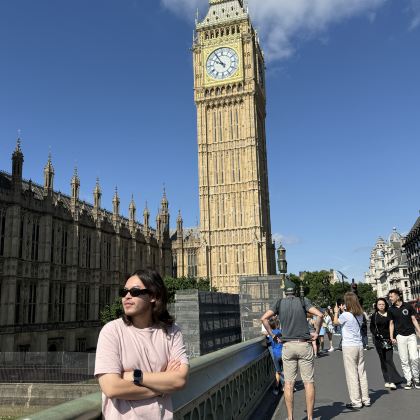 英国伦敦+荷兰阿姆斯特丹阿姆斯特丹王宫+法国巴黎+瑞士苏黎世+少女峰+意大利米兰16日15晚私家团