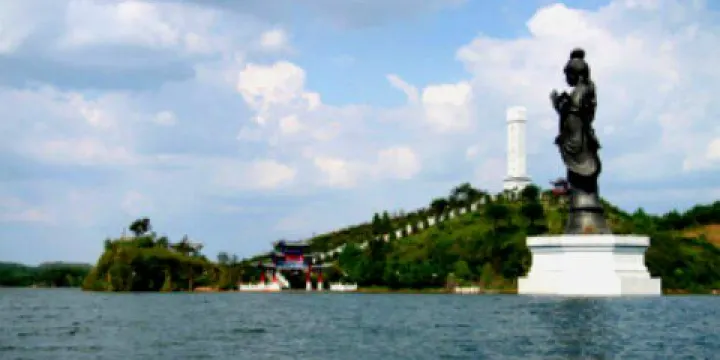 鄱陽湖國家濕地公園-饒娥雕像