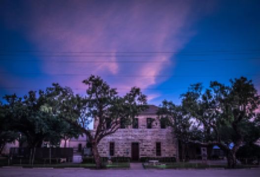 Old Jail Art Center景点图片