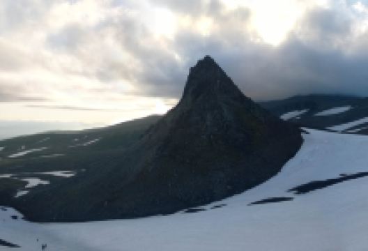 Avachinsky Volcano景点图片