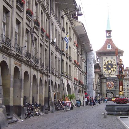 法国巴黎+瑞士巴塞尔+伯尔尼+卢塞恩+苏黎世+意大利米兰+佛罗伦萨+罗马10日9晚私家团