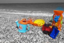 The small beach景点图片