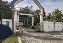 Tomb of Sunan Katong Kaliwungu景点图片