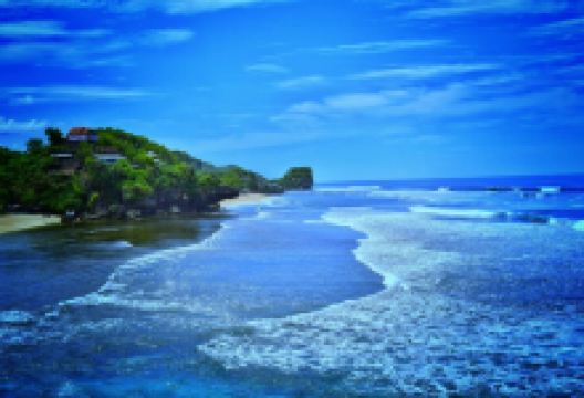 Indrayanti Beach景点图片