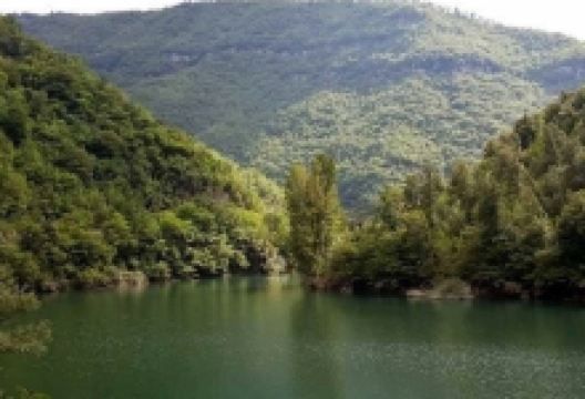 Lago Piaganini景点图片