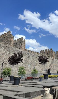 Cumhuriyet Meydanı-开塞利