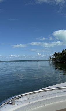 Islander Girl Snorkel & Tours-门罗县