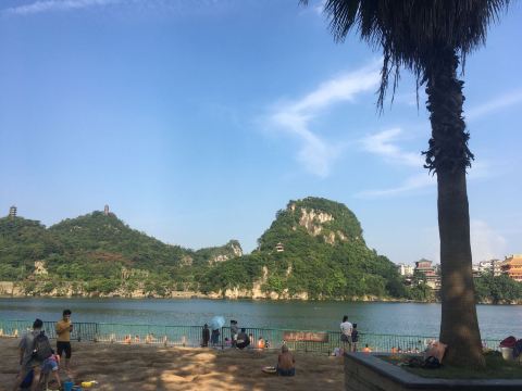 金沙角河堤