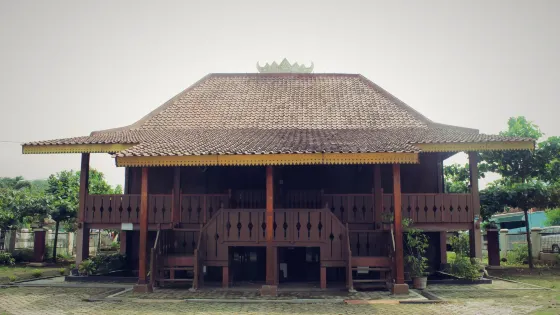 Nuwo Sesat Olok Gading
