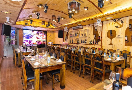 Hầm Rượu Minh Khang