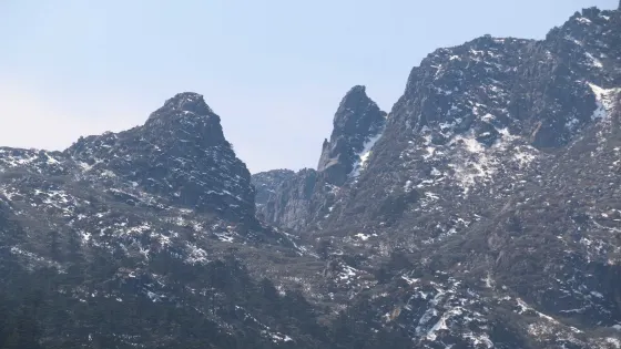 螺髻第一峯