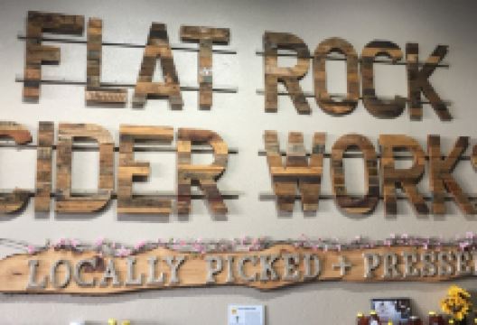 Flat Rock Cider Works景点图片