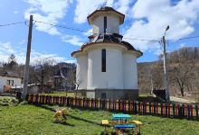 Biserica Sfinții Părinți Ioachim și Ana景点图片