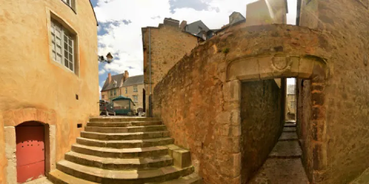 Pierre de Tucé階梯