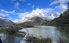 JOMSOM, MUSTANG