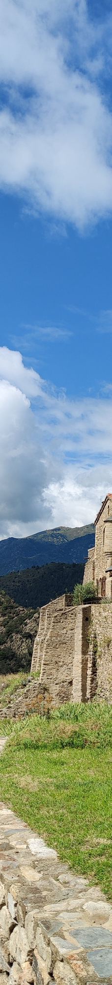 Abbaye Saint Martin du Canigou-东比利牛斯山脉