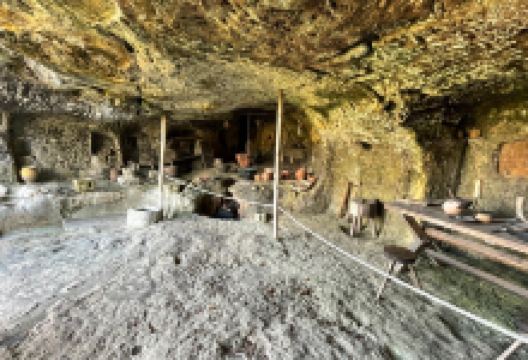 Roque Saint-Christophe Fort et Cite Troglodytiques景点图片