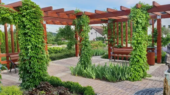 Roman Ruin Garden
