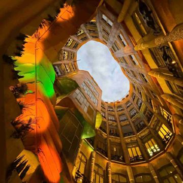 西班牙巴塞罗那+马德里+葡萄牙里斯本+法鲁+波尔图13日11晚私家团