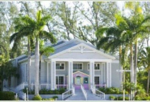 The Herb Strauss Schoolhouse Theater景点图片