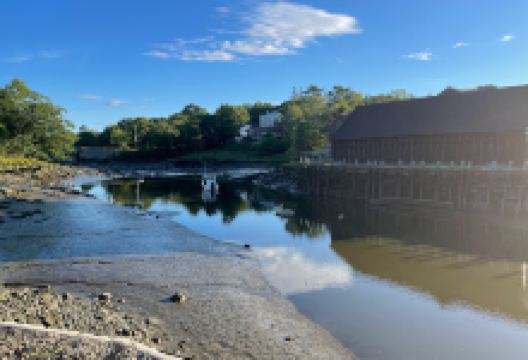 Public Landing景点图片