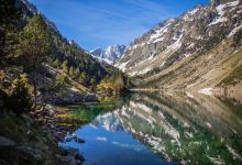 Gaube Lake景点图片