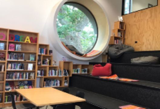 Devonport Library景点图片