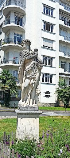 place Clemenceau-波城