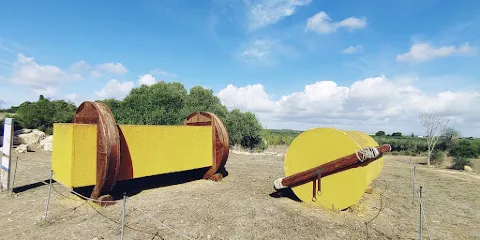 Cave di Cusa (Cusa Quarries)