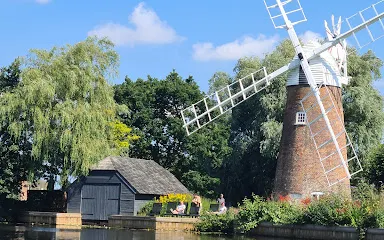 Barton Broad board walk
