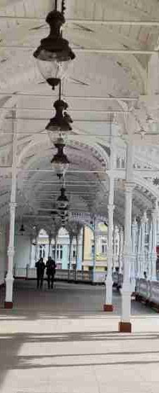 市场温泉回廊-卡罗维发利-山水丈量人