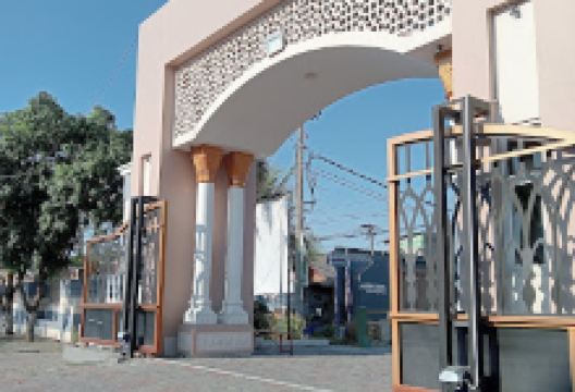 Masjid Jami' Haqqul Yaqin Tambak Sawah景点图片