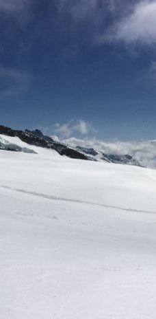 斯芬克斯天文台-劳特布龙嫩