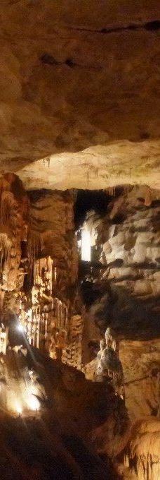 Grotte Saint-Marcel-比东