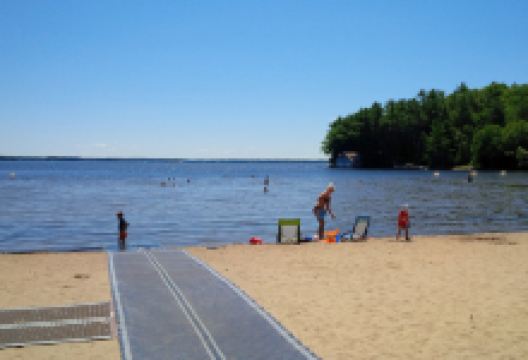 Kirby's Beach景点图片