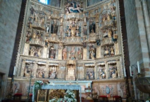 Iglesia Santa Maria la Mayor景点图片